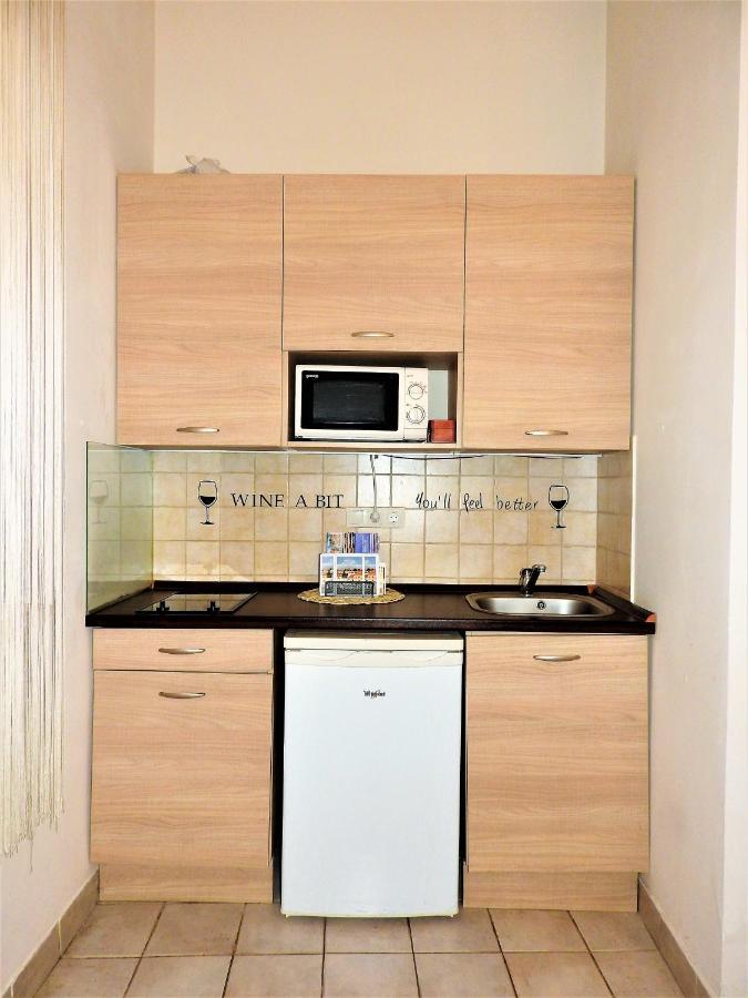 Nóra Stúdió Apartman - Eger Apartamento Exterior foto
